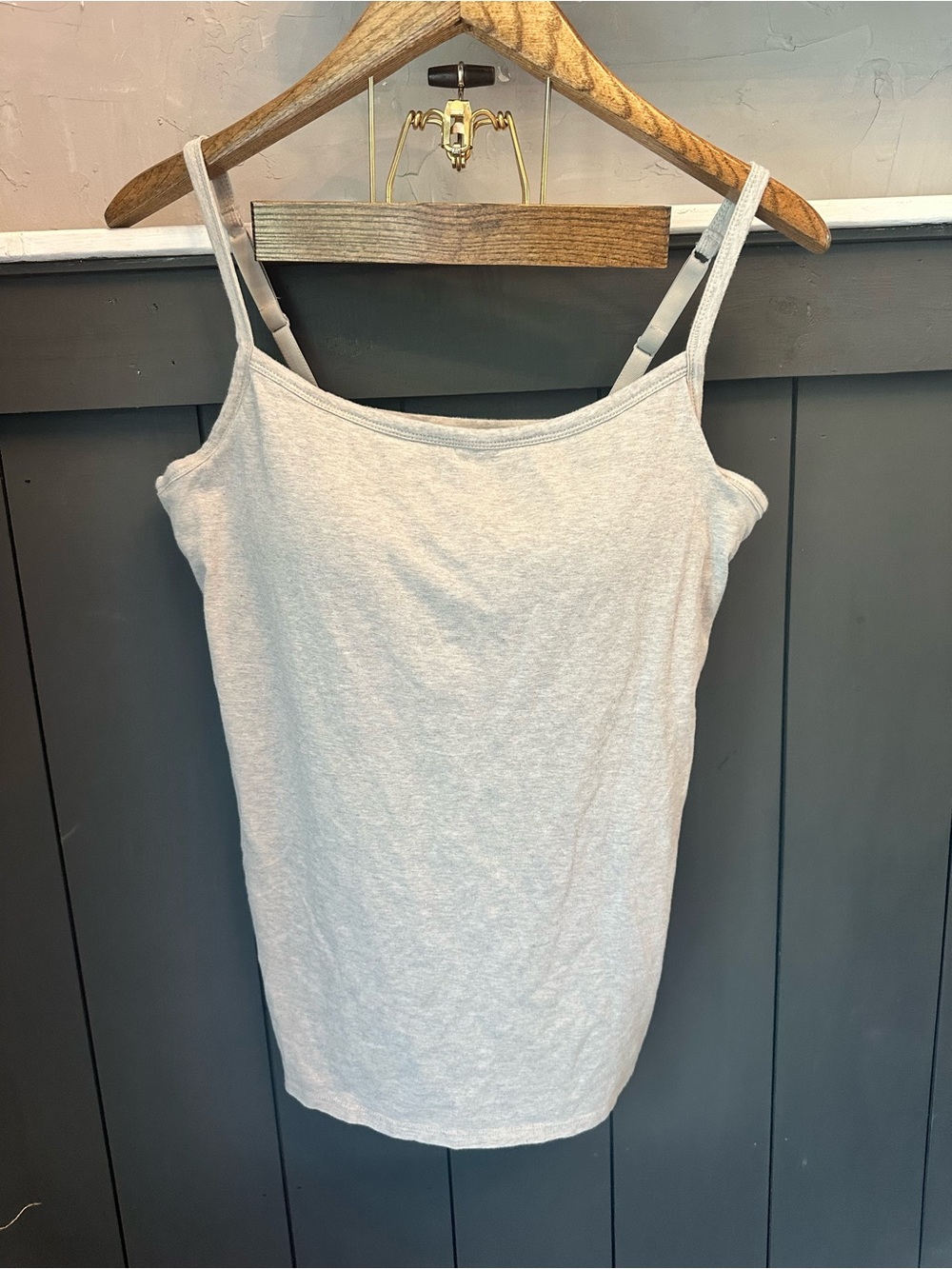 Duluth Trading Co Women’s Tank Top Light Gray Built in Support size L